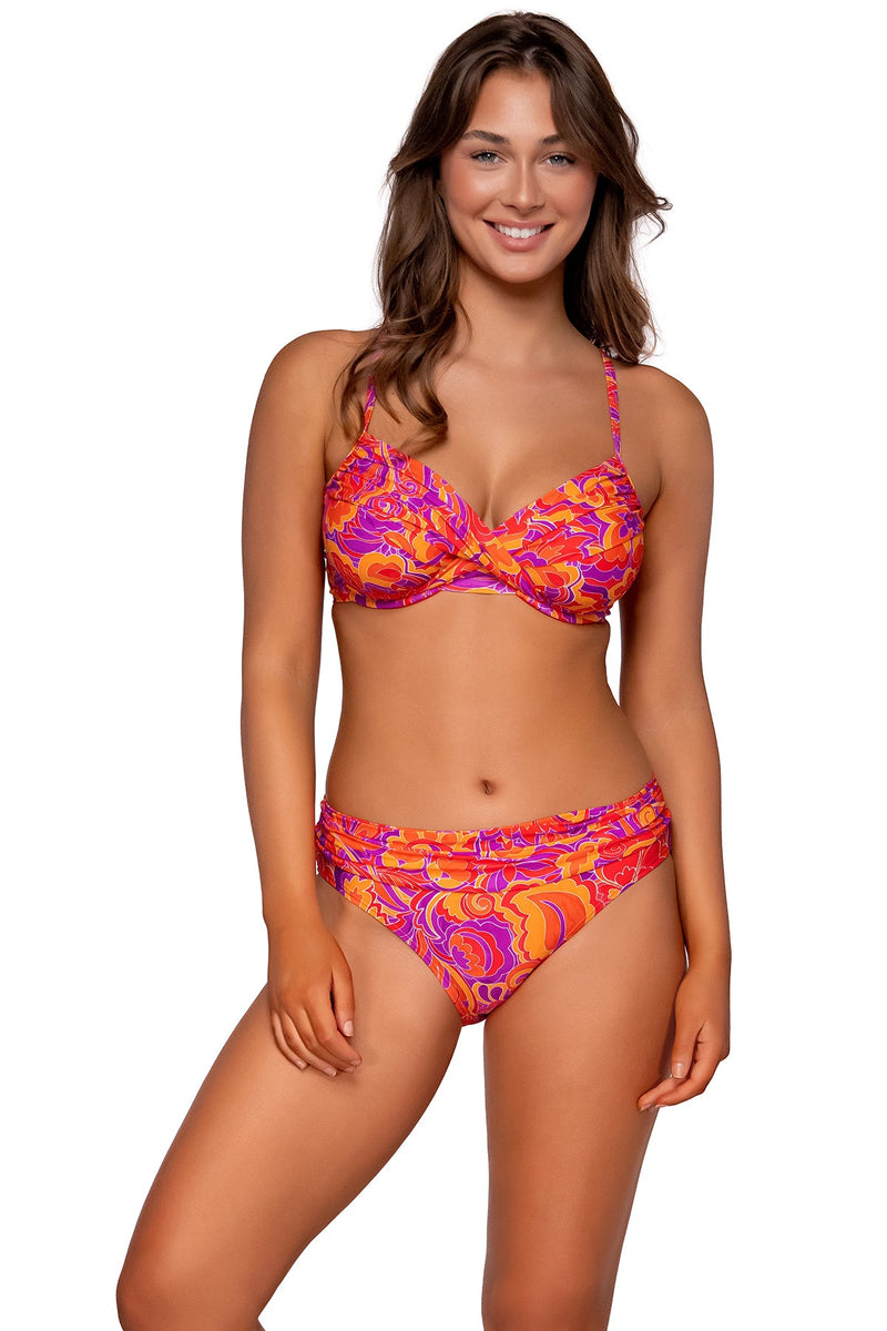 Sunsets Pele Unforgettable Bottom