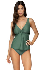 https://cdn.shopify.com/s/files/1/0680/2647/files/MOSS-77-30B.mp4?v=1635959930